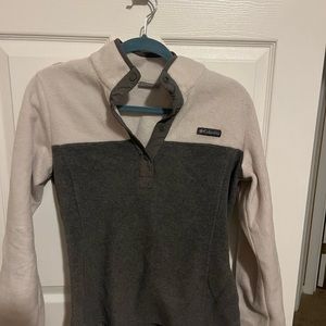 Columbia pullover fleece